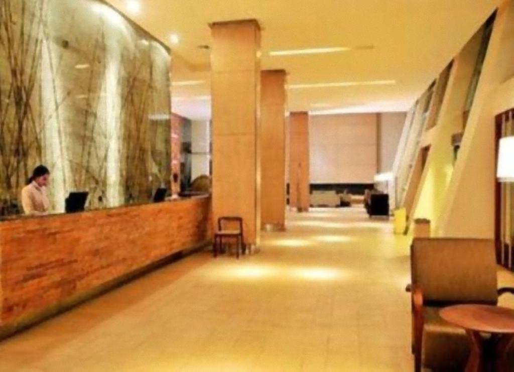 Hotel Dreams Valdivia Nội địa bức ảnh The lobby of the hotel