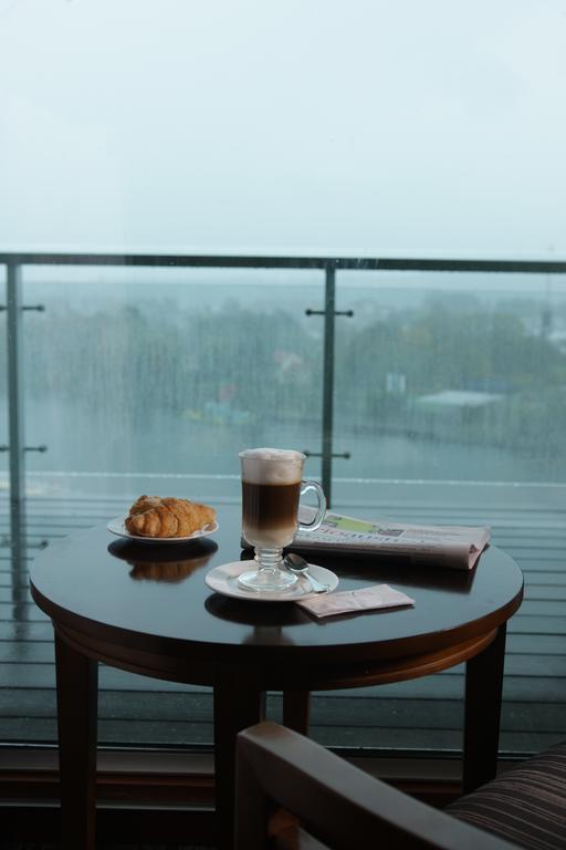 Hotel Dreams Valdivia Ngoại thất bức ảnh A cup of latte